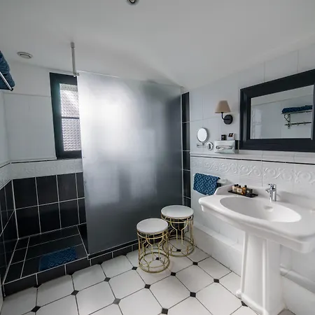 Saint-martin - La Maison Younan Saint-Maixent-lʼÉcole