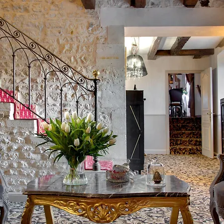 Saint-martin - La Maison Younan 4* Saint-Maixent-lʼÉcole